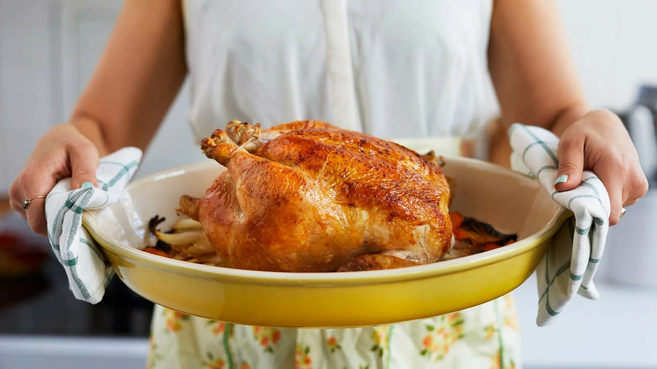 How do I cook roast chicken in an oven?